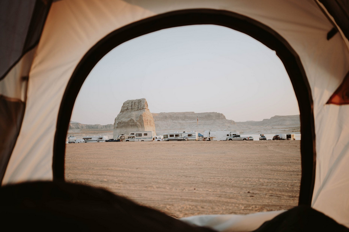 tent and vans